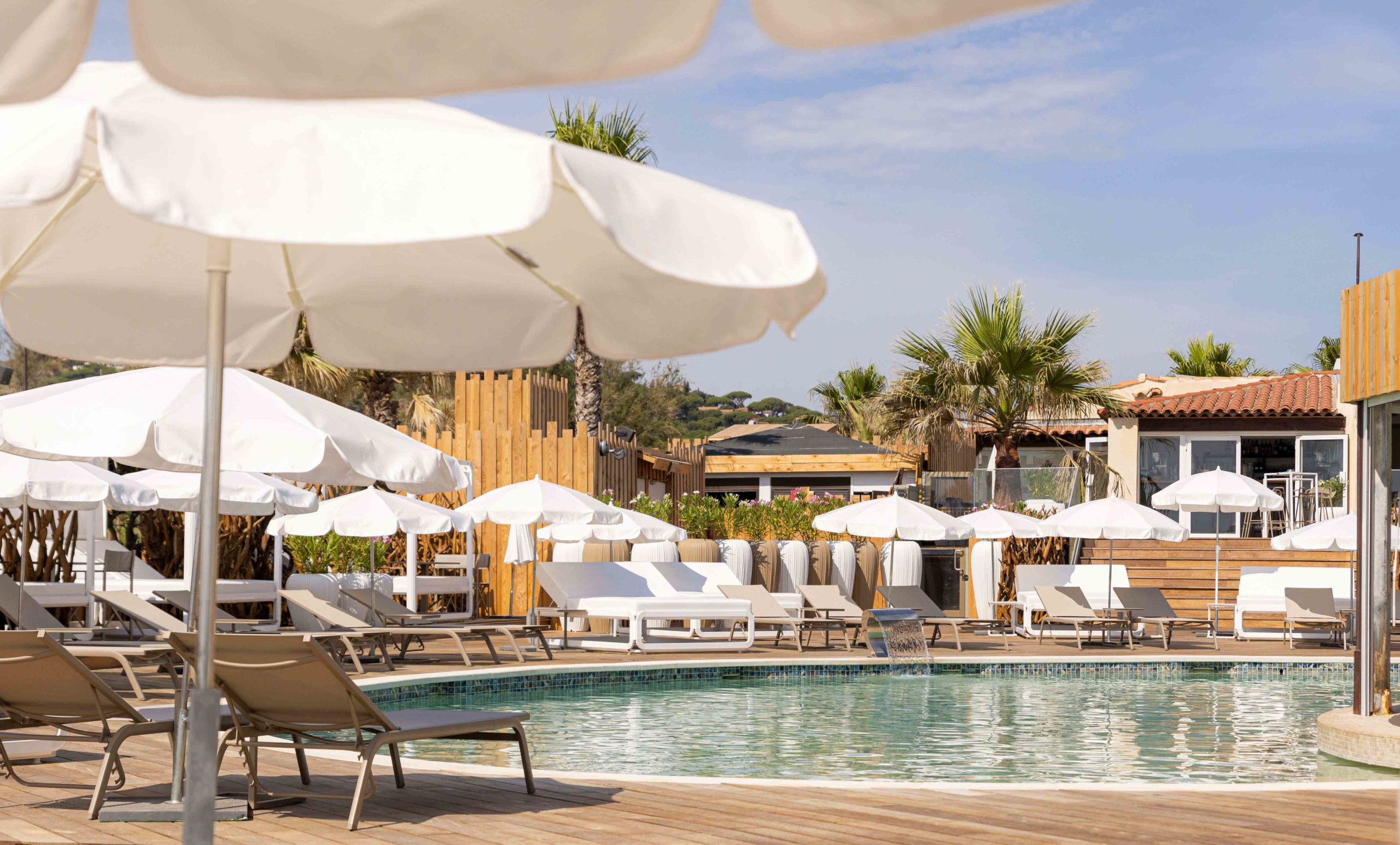 plage-avec-piscine plage-privee-piscine-var